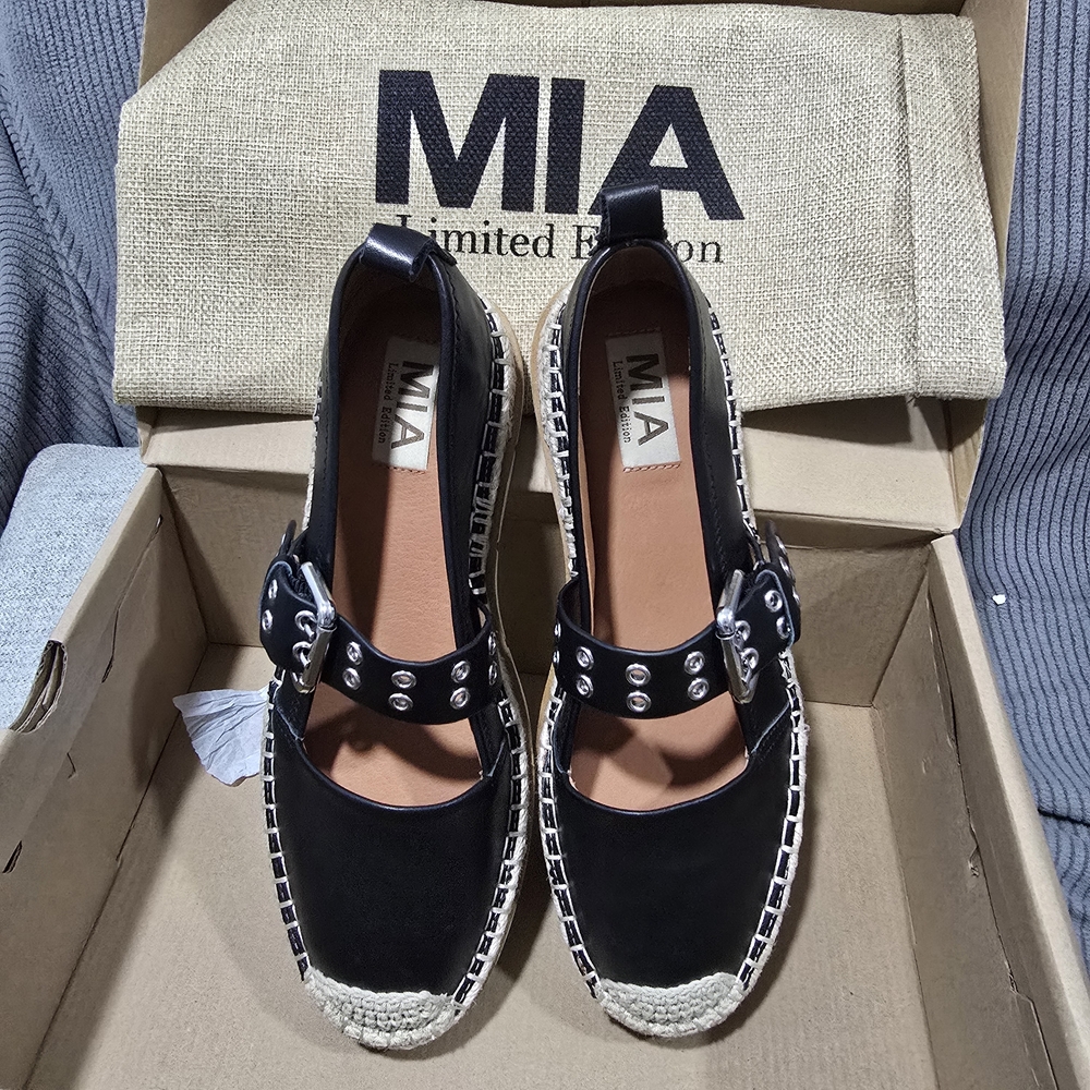 MIA The Skye Valri Espadrille Mary Jane Womens Black Naplea Flats Casual Sz 7.5M